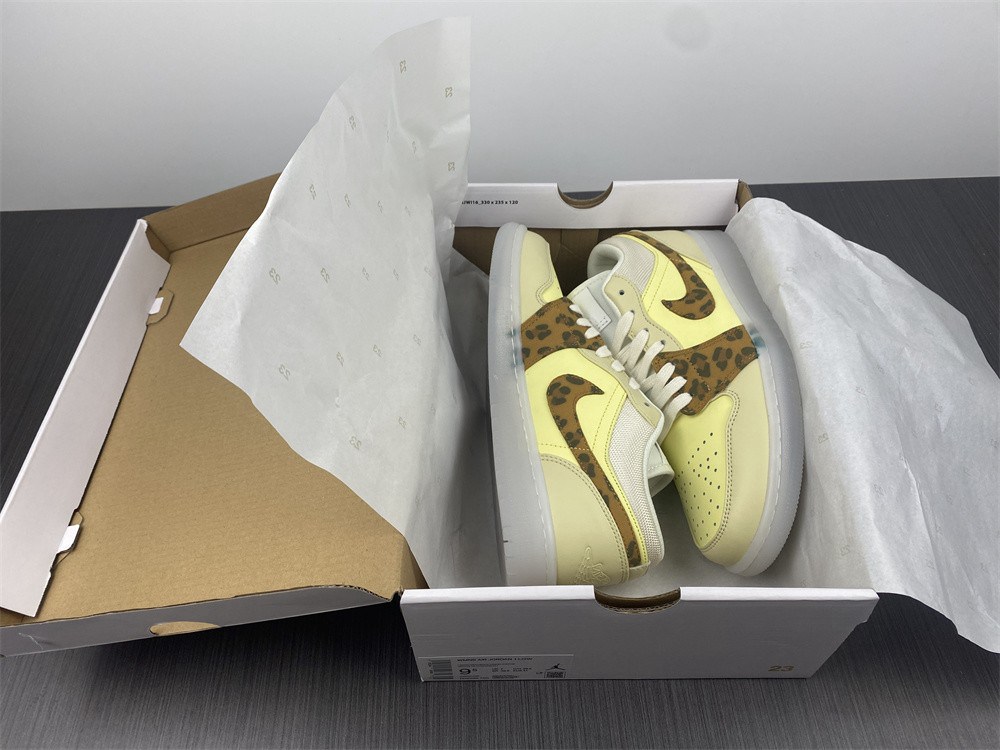 AIR JORDAN 1 LOW 553558-034